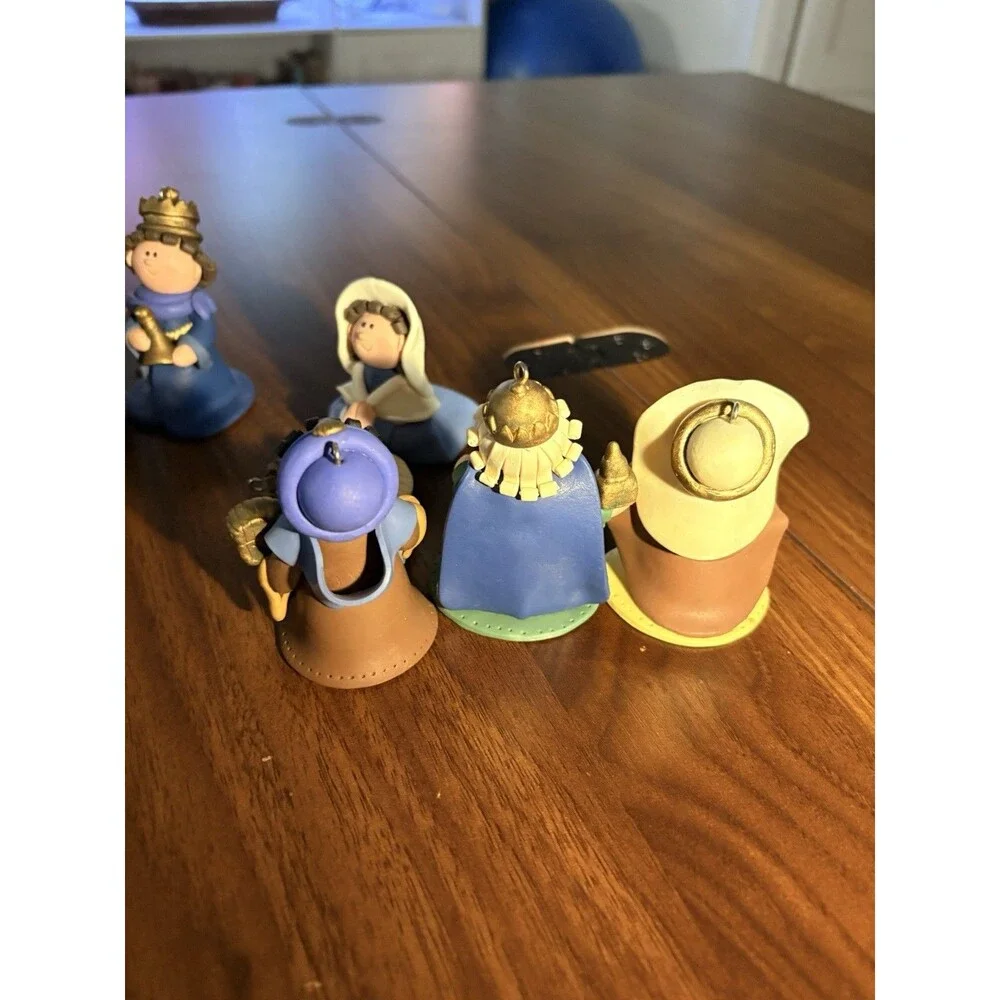 Set of 7, Nativity Christmas Bakelite Figure Ornaments in Decorated Box, PO-VG++
